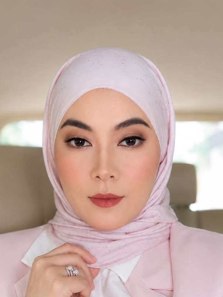 Azean Aziz profile picture